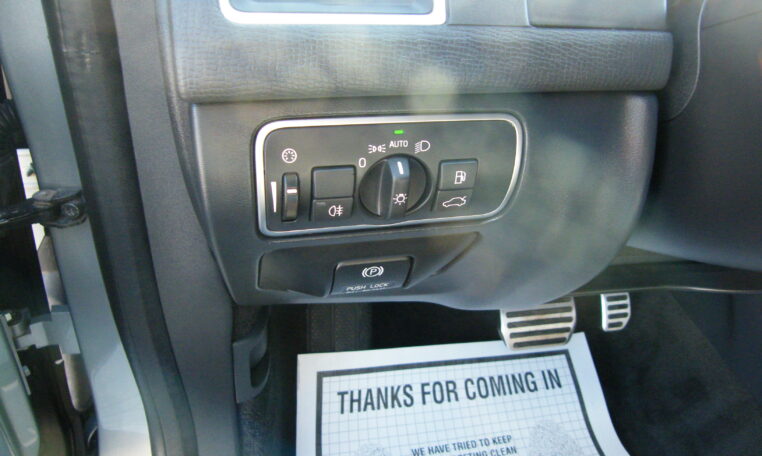 2015 Volvo XC60 Auto Sales LLC