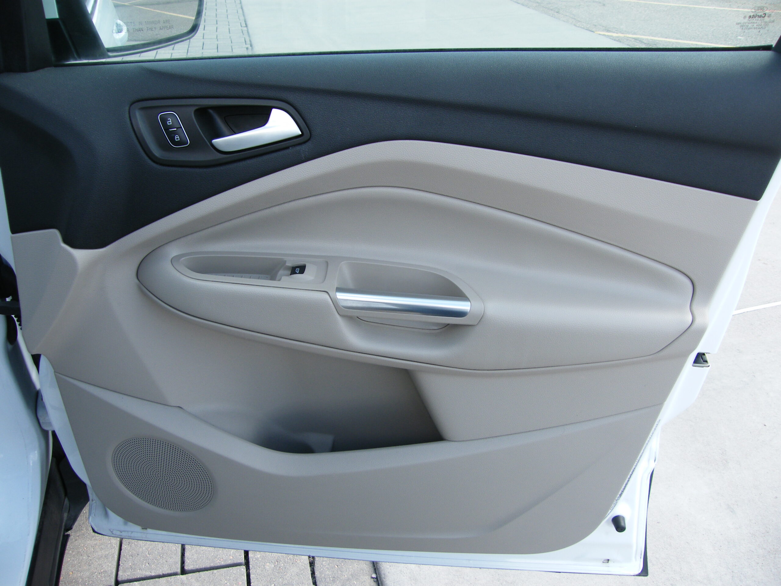 2018 Ford Escape SE - Photo 17