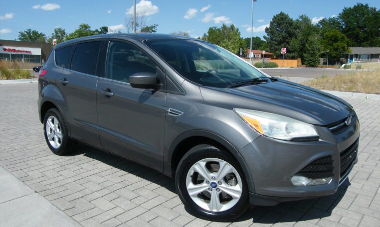 Gray Ford Escape angled front-side view