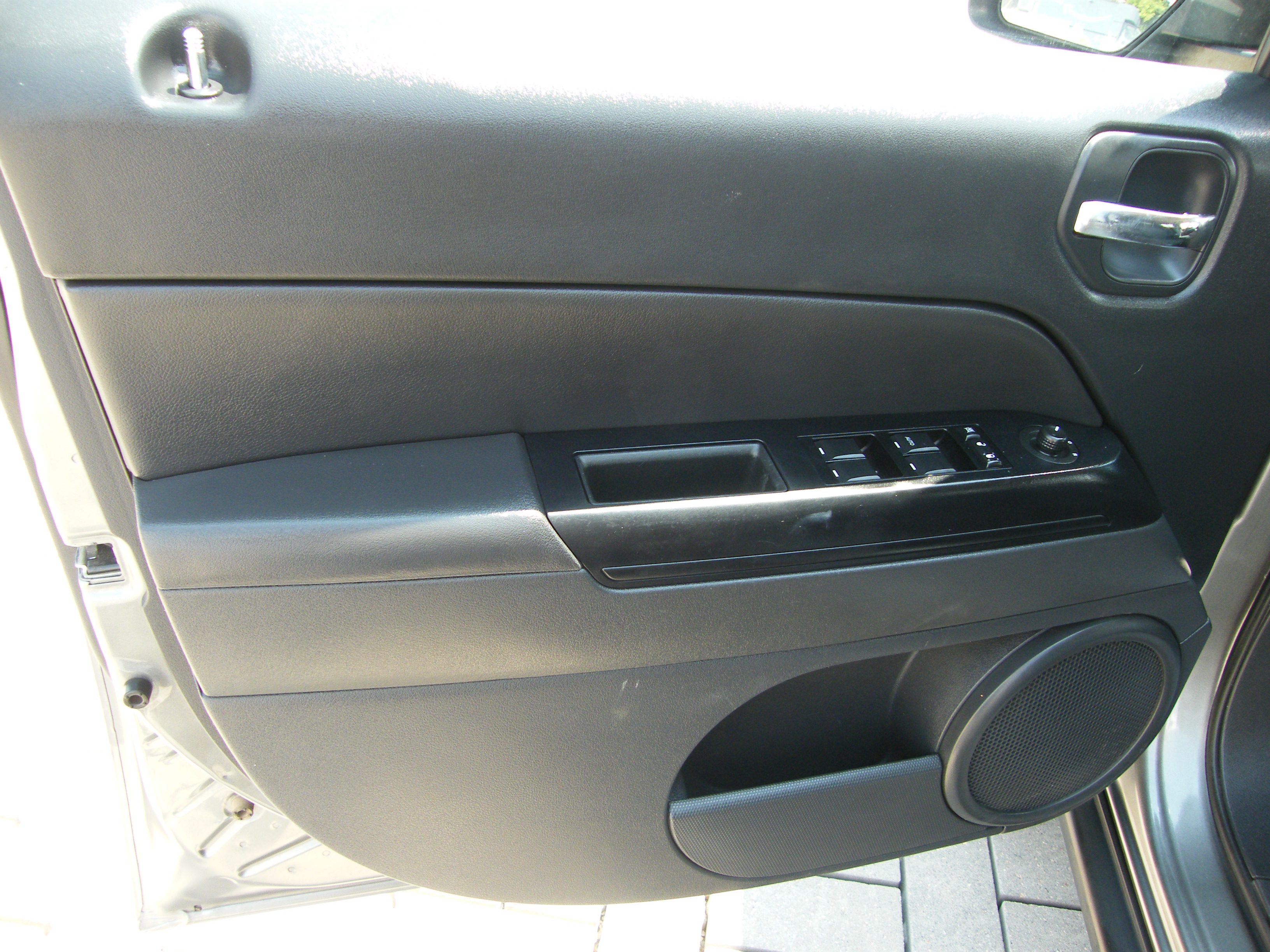 2012 Jeep Patriot Latitude - Photo 30