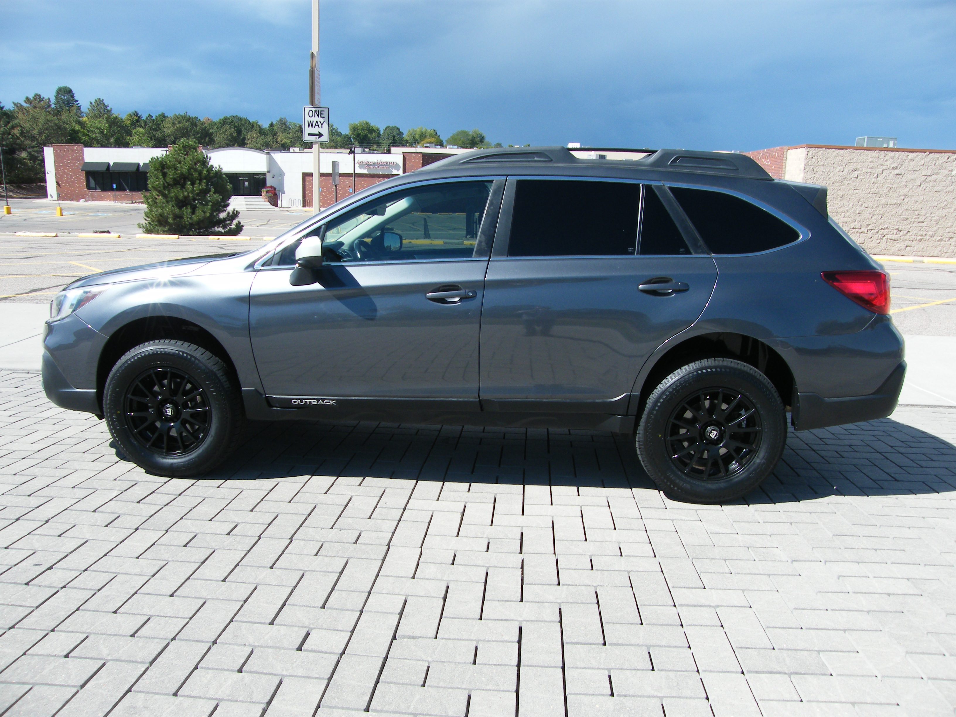 2019 Subaru Outback Premium - Photo 29
