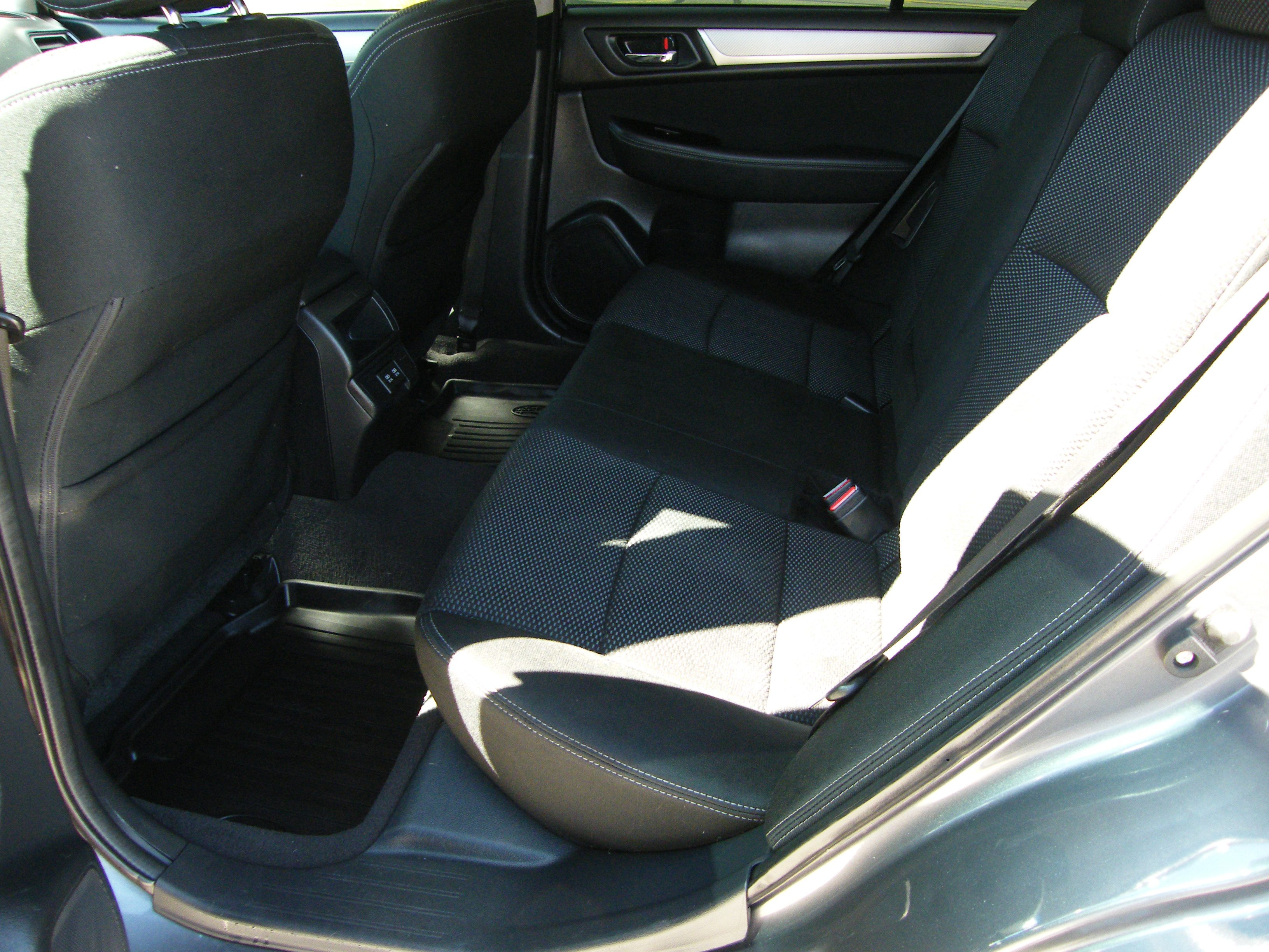 2019 Subaru Outback Premium - Photo 35