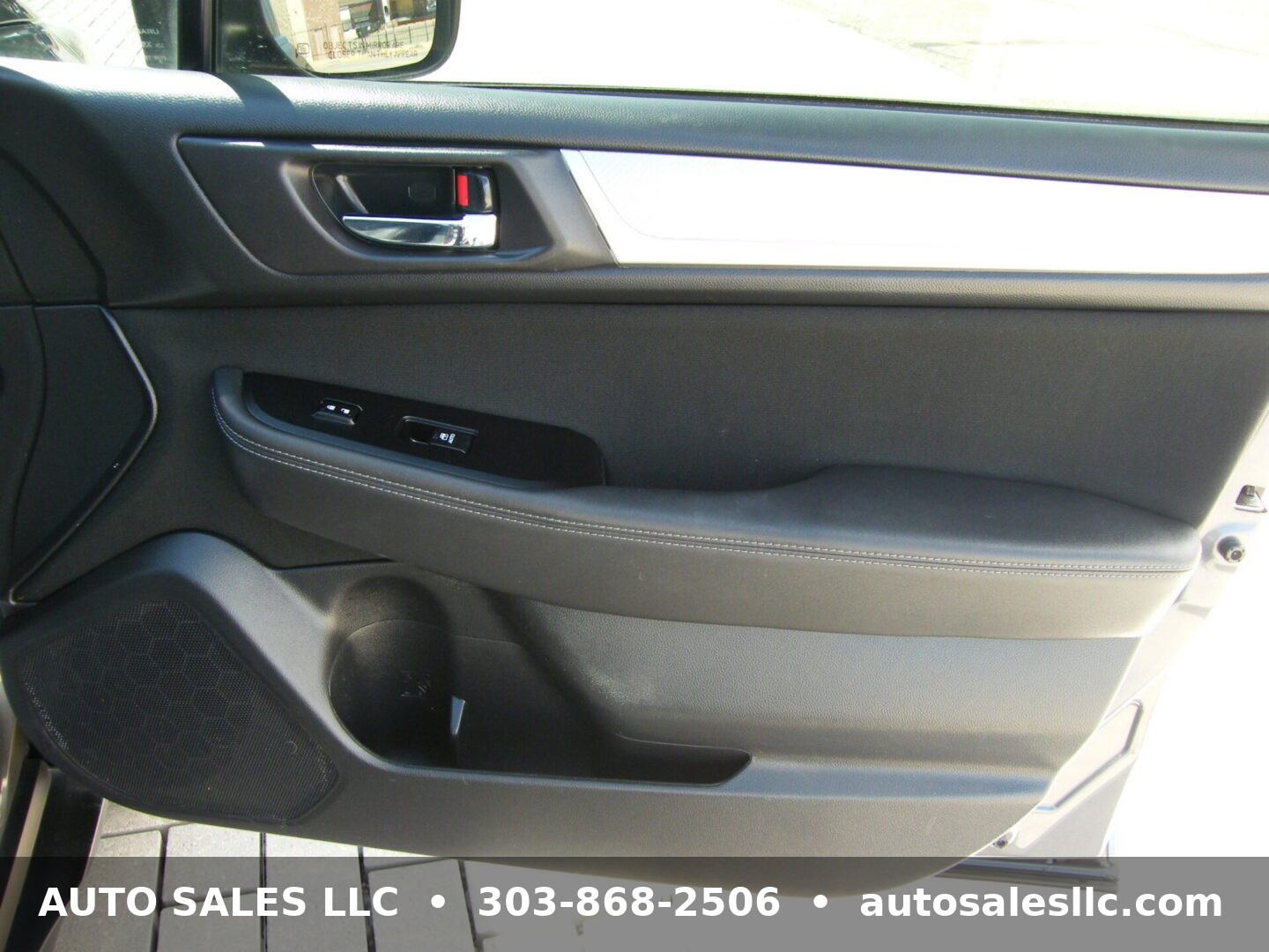 2019 Subaru Outback Premium - Photo 17
