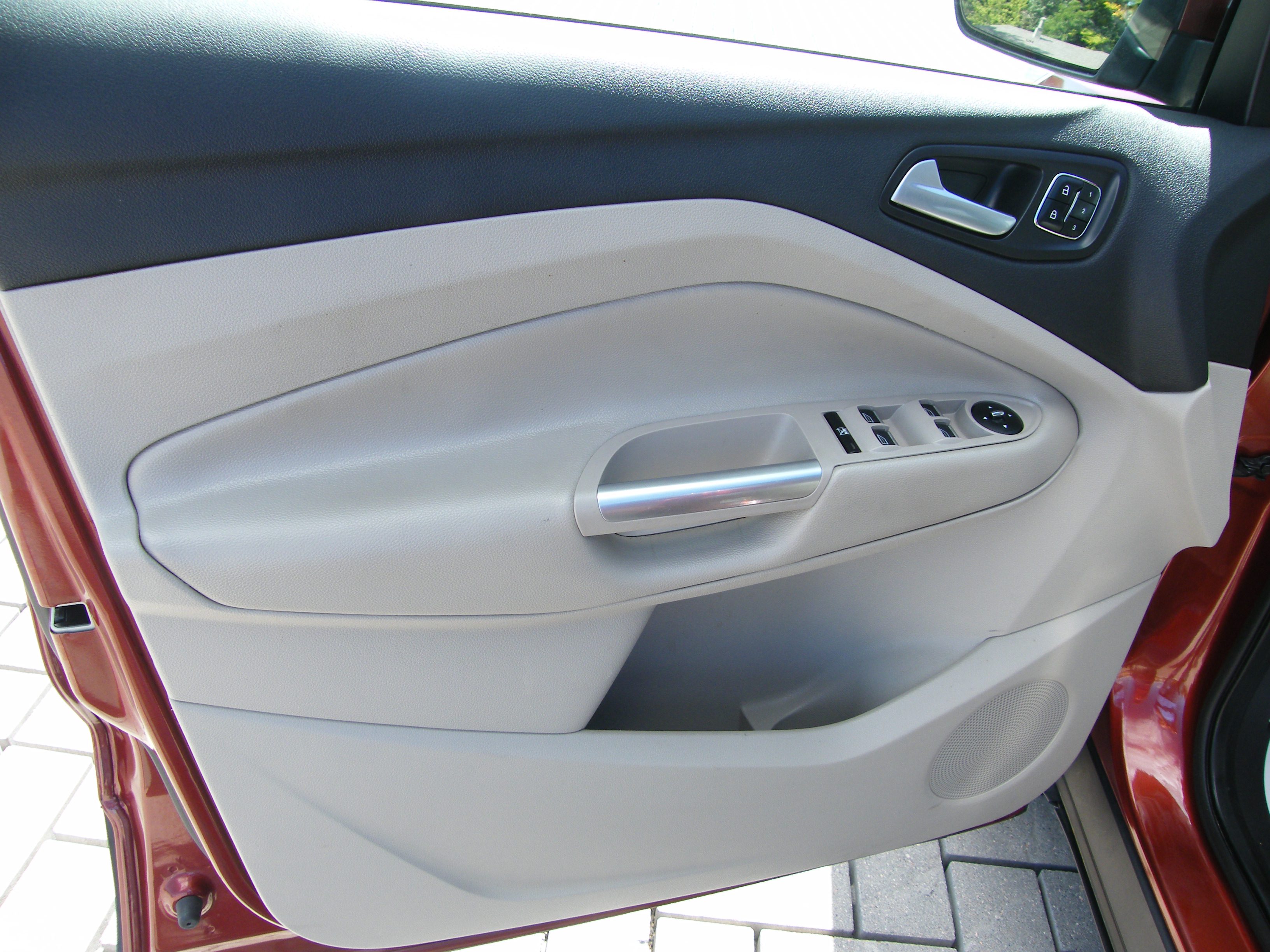2014 Ford Escape Titanium - Photo 34