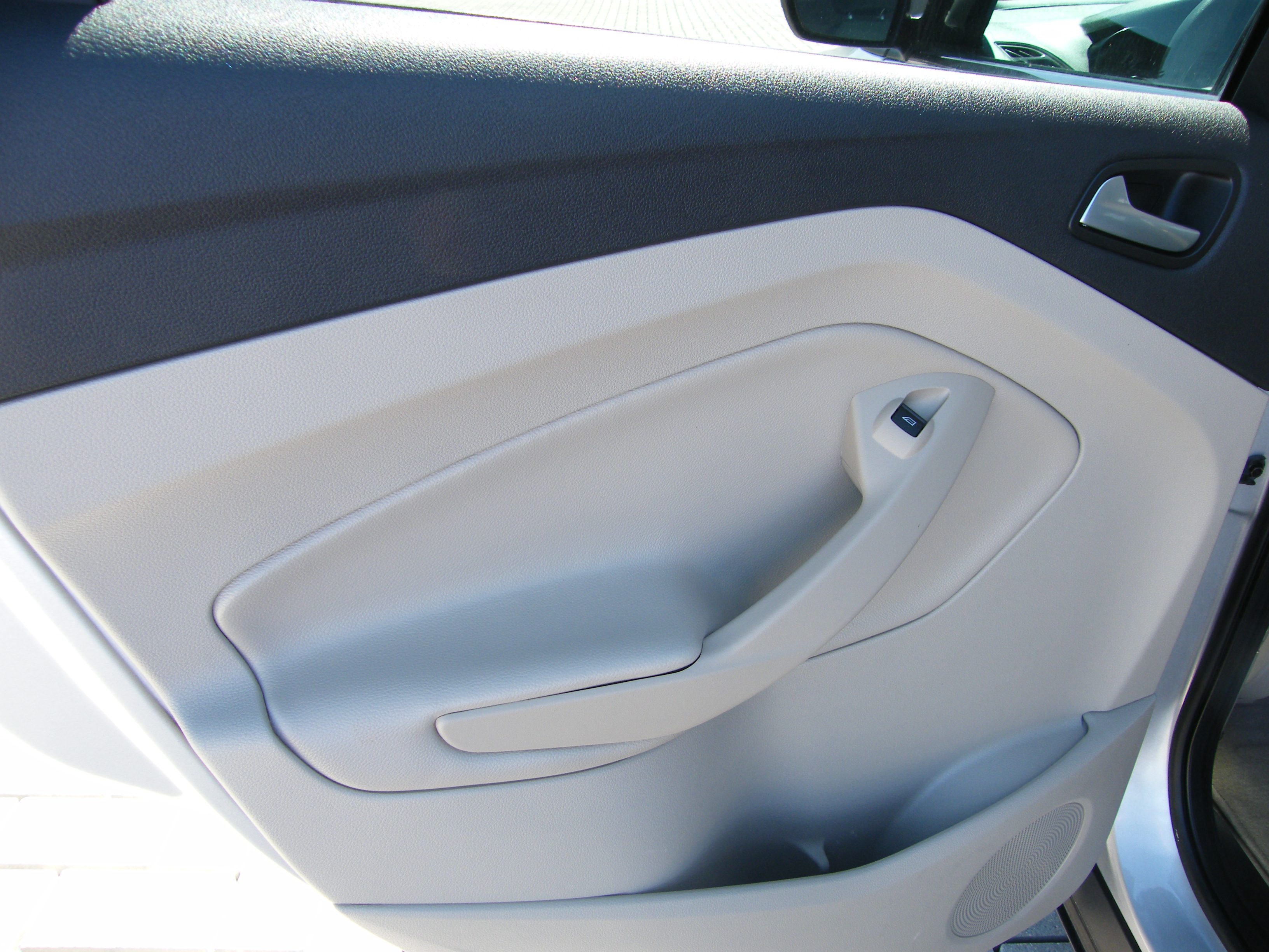 2014 Ford Escape SE - Photo 32