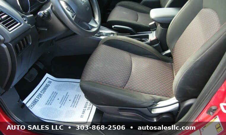 2019 Mitsubishi Outlander Sport SE photo 11
