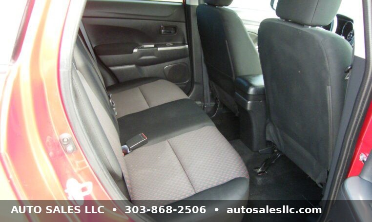 2019 Mitsubishi Outlander Sport SE photo 16