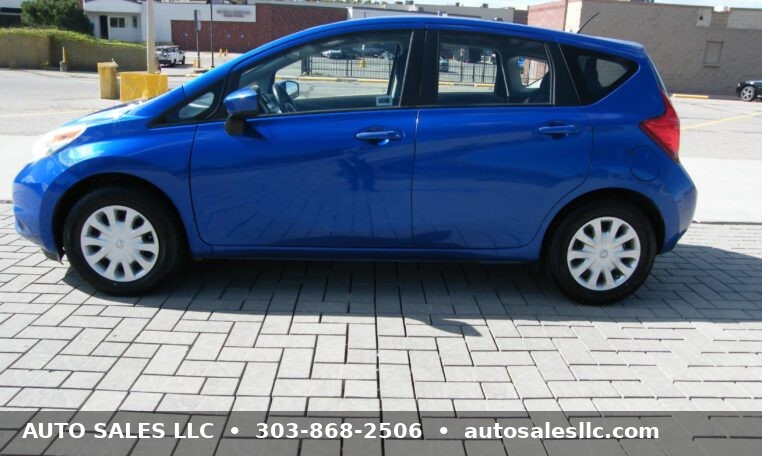 2016 Nissan Versa note SV photo 6