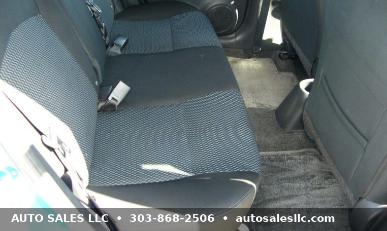 2016 Nissan Versa note SV photo 15