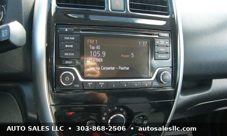2016 Nissan Versa note SV photo 20