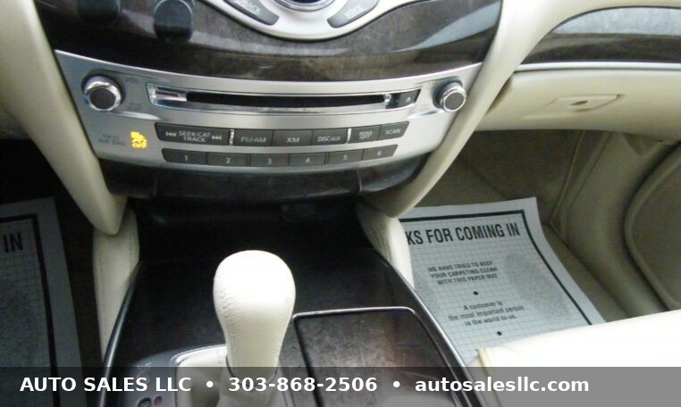 2013 Infiniti JX35 photo 25
