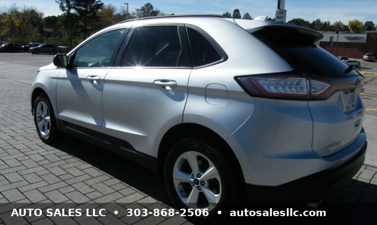 2015 Ford Edge SE AWD photo 5