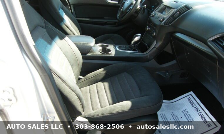 2015 Ford Edge SE AWD photo 17