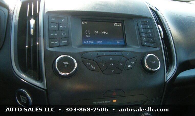 2015 Ford Edge SE AWD photo 19